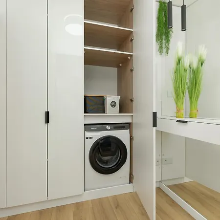 Stylish Apartment Wyspa Solna By Renters Prestige Kolobrzeg Exterior photo