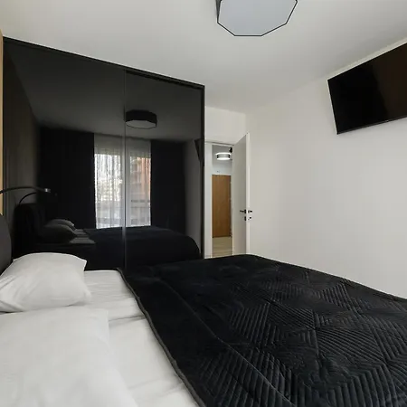 Stylish Apartment Wyspa Solna By Renters Prestige Kolobrzeg Exterior photo