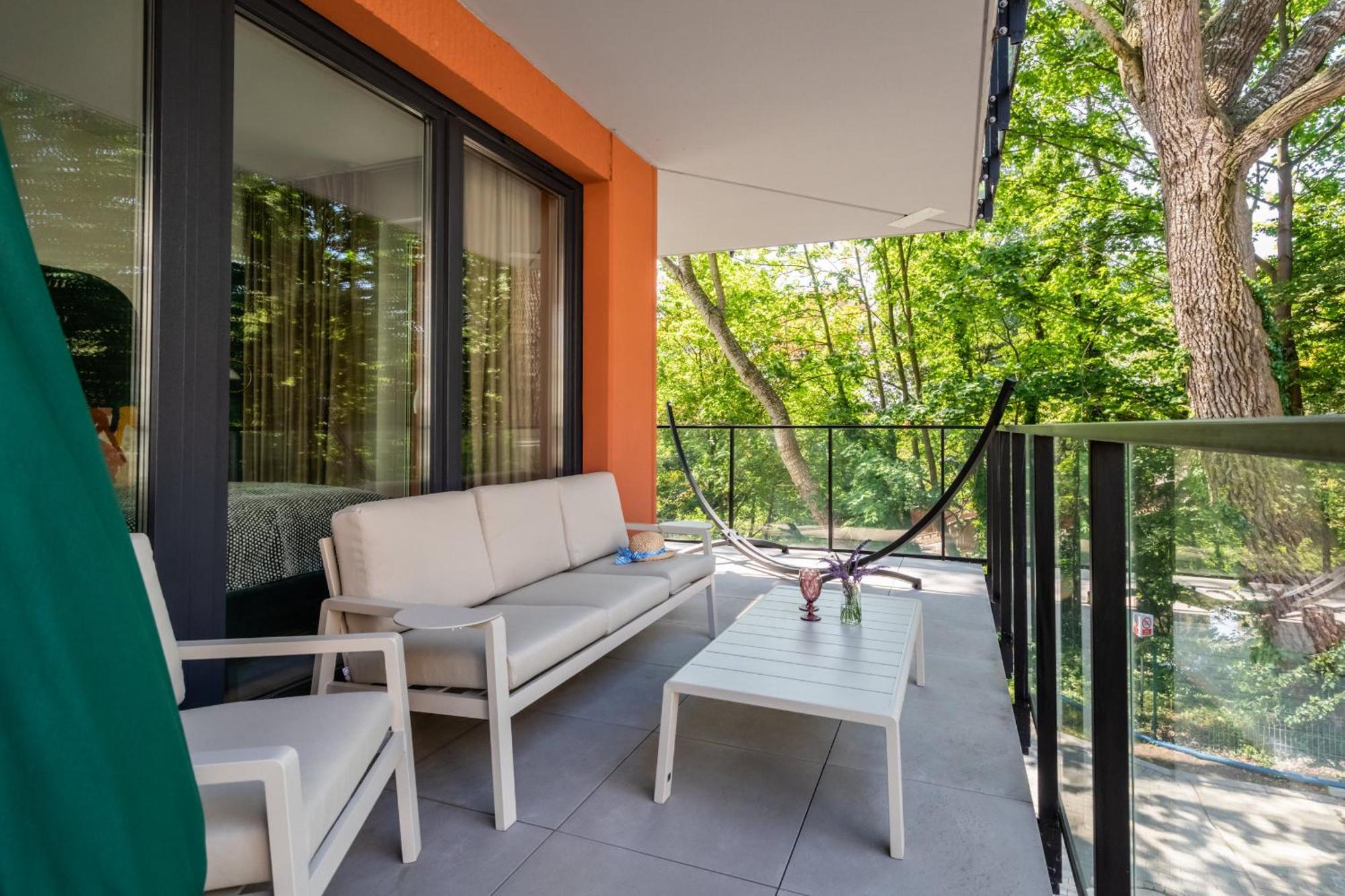 Stylish Wyspa Solna By Renters Prestige Apartment