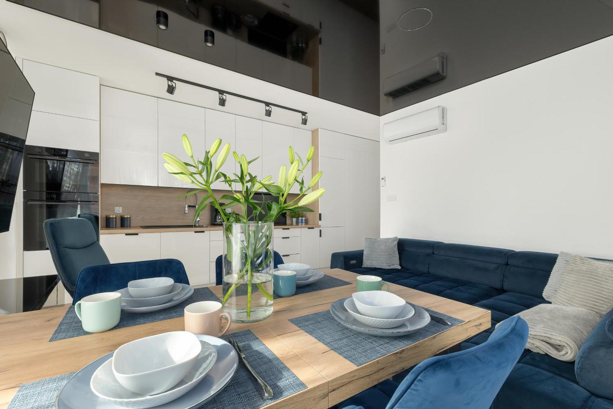 Stylish Wyspa Solna By Renters Prestige Apartment *